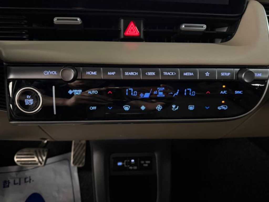 HYUNDAI Ioniq 5 - Vista 12
