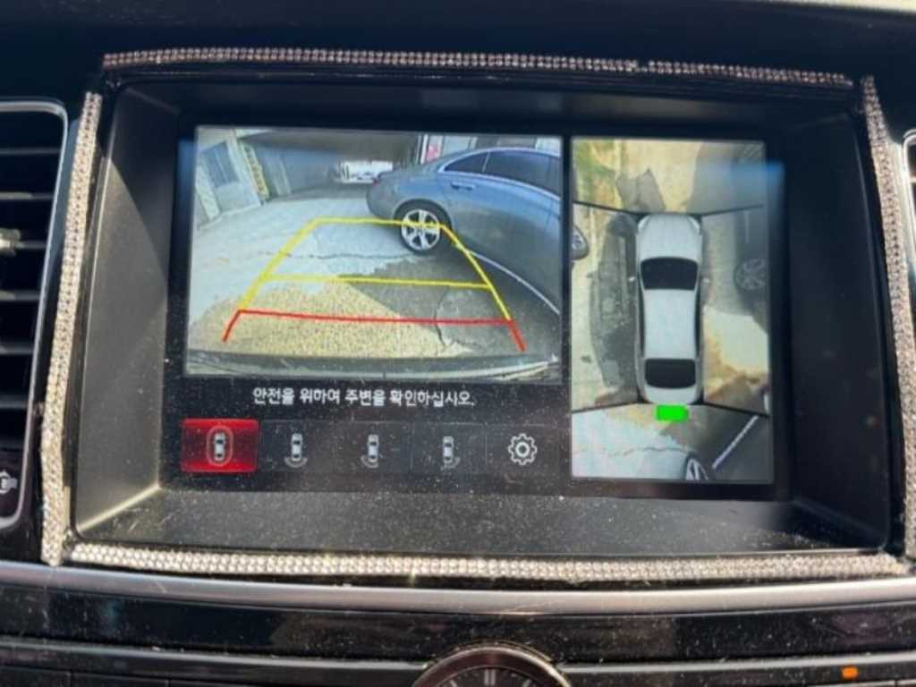KIA K9 - Vista 8