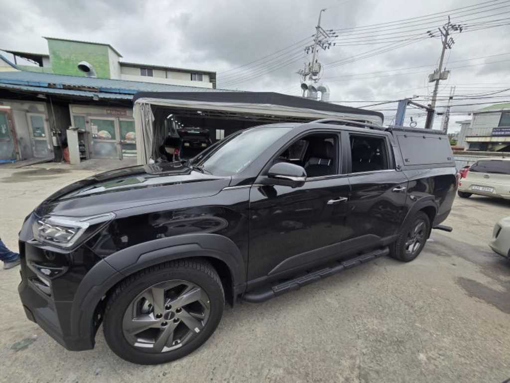 Ssangyong Musso 2025 Negro - Importación desde Corea - HF Imports Iquique - Foto 1