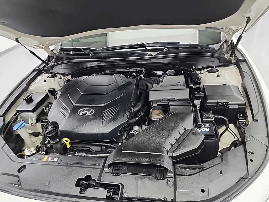 HYUNDAI Grandeur - Vista 5