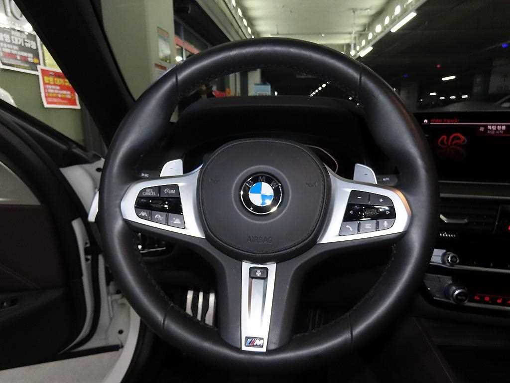 BMW 5 Series - Vista 8