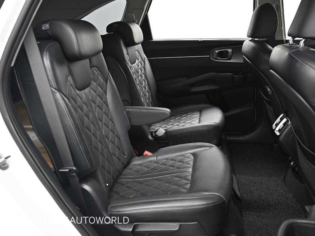KIA Sorento - Vista 12