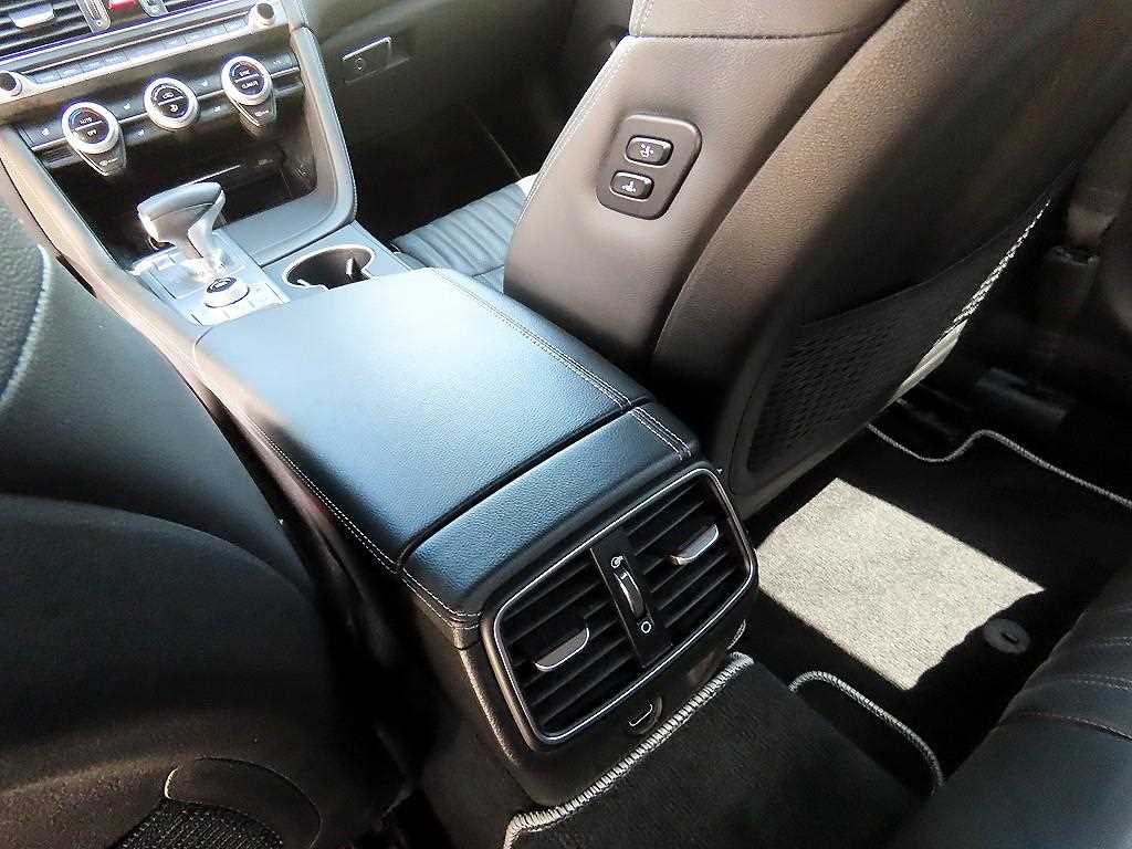 Genesis G70 2018 Negro - Importación desde Corea - HF Imports Iquique - Foto 17