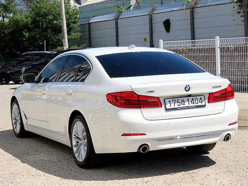 BMW 5 Series - Vista 3