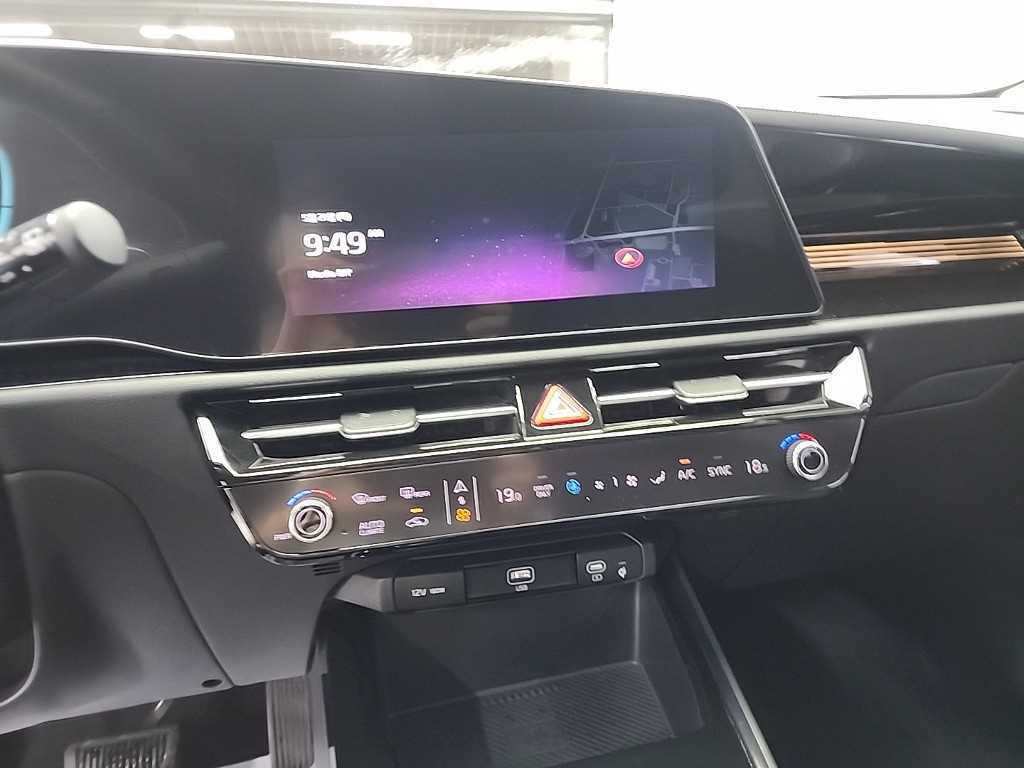 KIA Niro - Vista 10