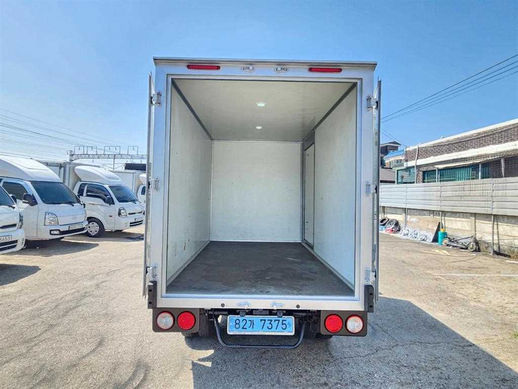 Small Truck Normal Box(High Deck) - Vista 9