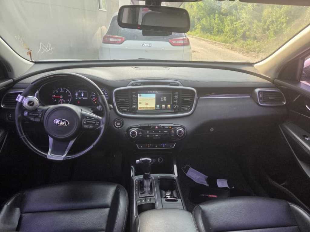KIA Sorento - Vista 6