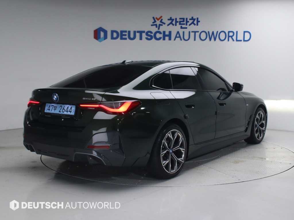 BMW i4 - Vista 2