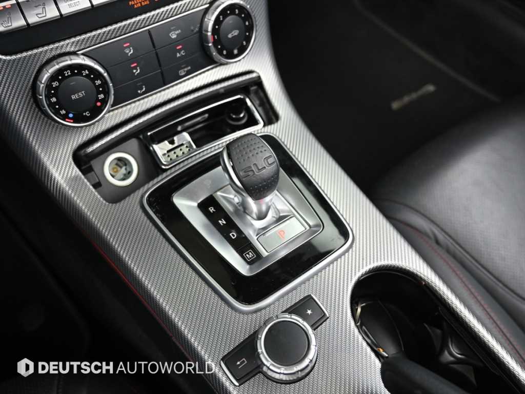 Mercedes Benz SLC Class - Vista 9