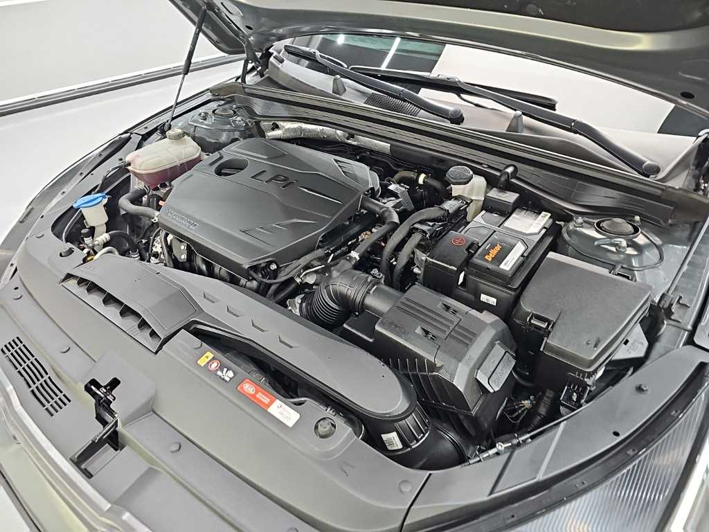 KIA K5 - Vista 5