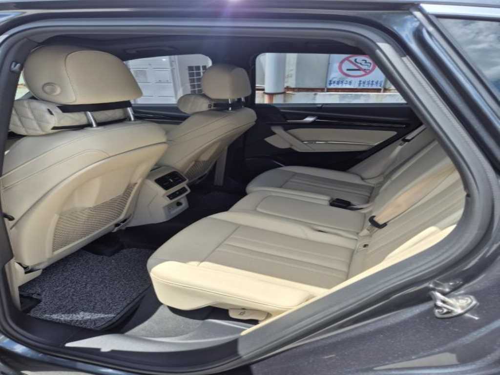 Audi Q5 - Vista 5