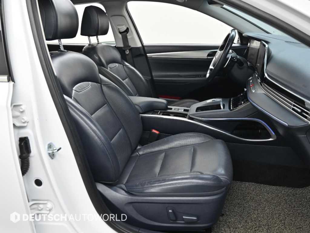 HYUNDAI Grandeur - Vista 12