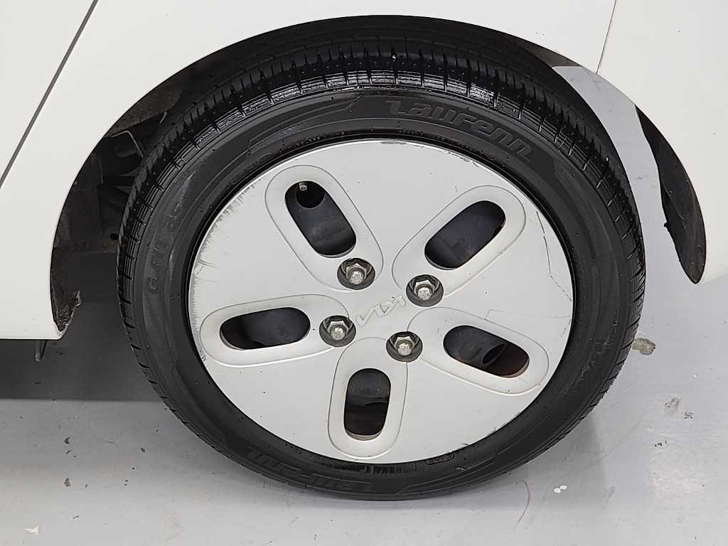 KIA Ray 2022 Blanco - Importación desde Corea - HF Imports Iquique - Foto 18