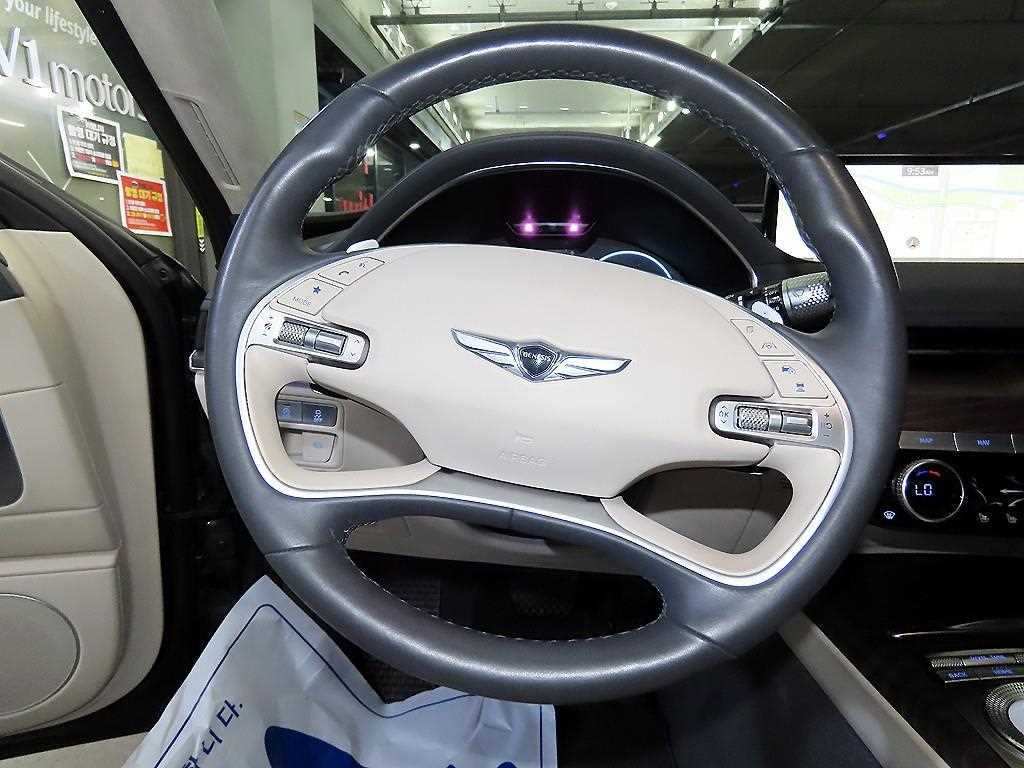 Genesis G80 - Vista 8