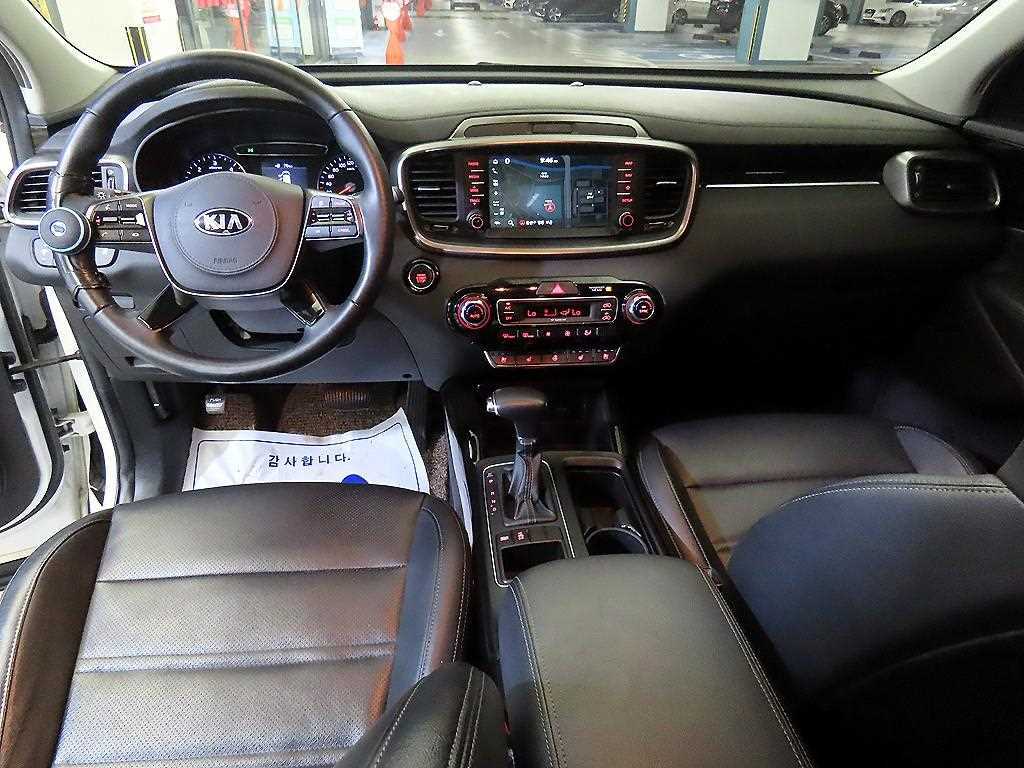 KIA Sorento - Vista 10