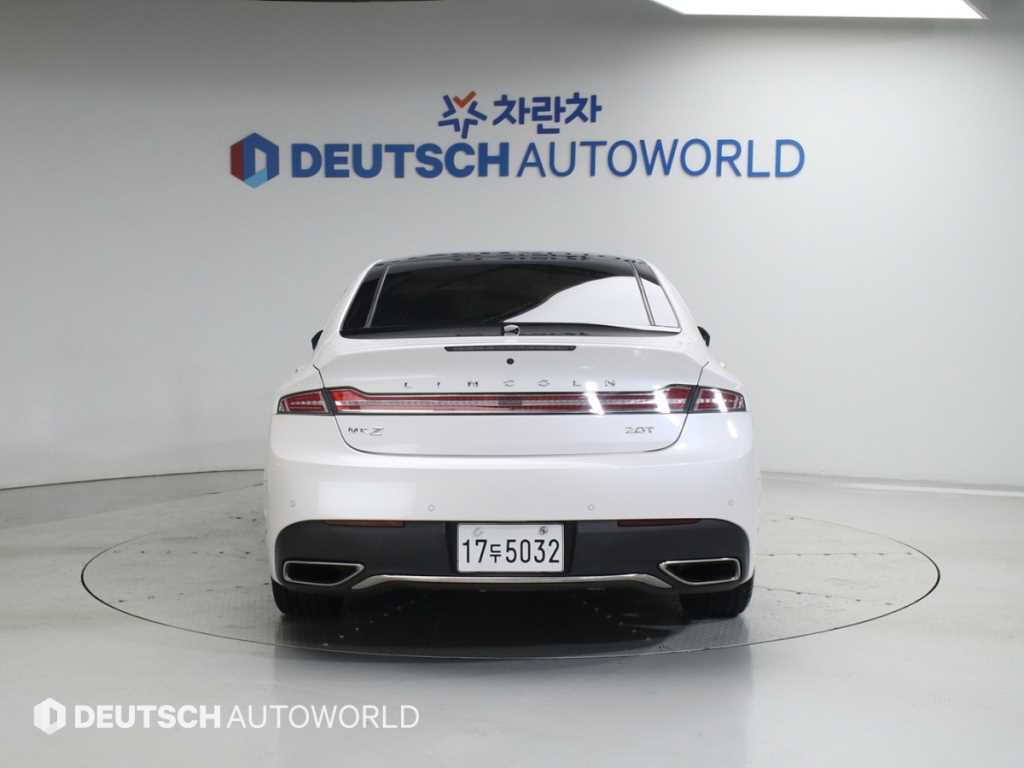 Lincoln MKZ - Vista 4
