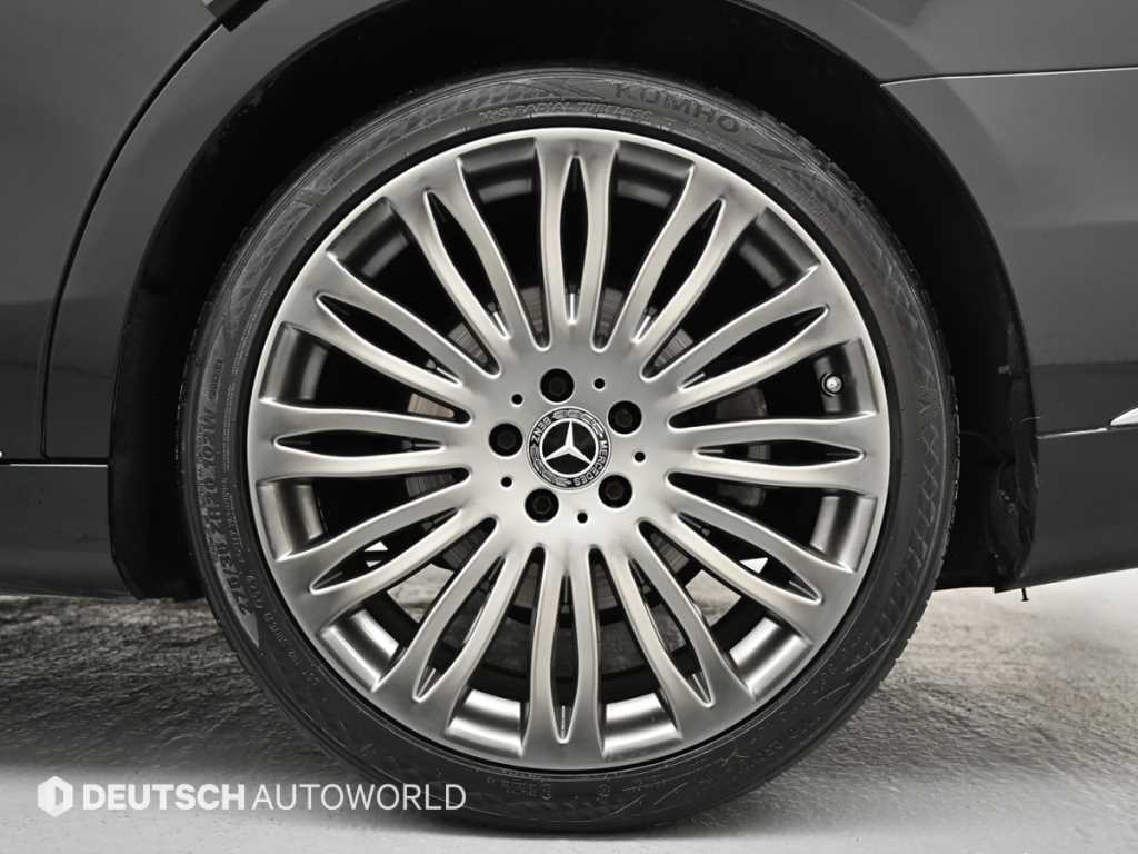 Mercedes Benz S Class - Vista 5