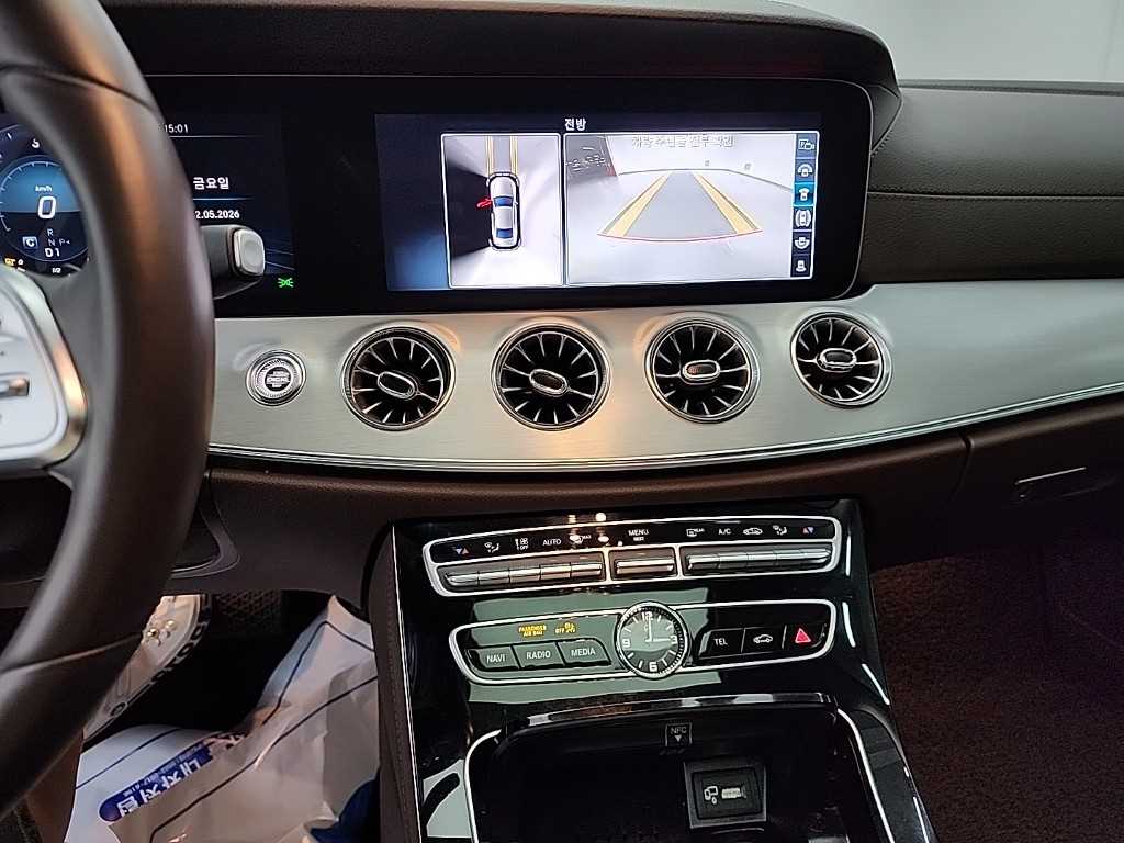 Mercedes Benz CLS Class - Vista 10