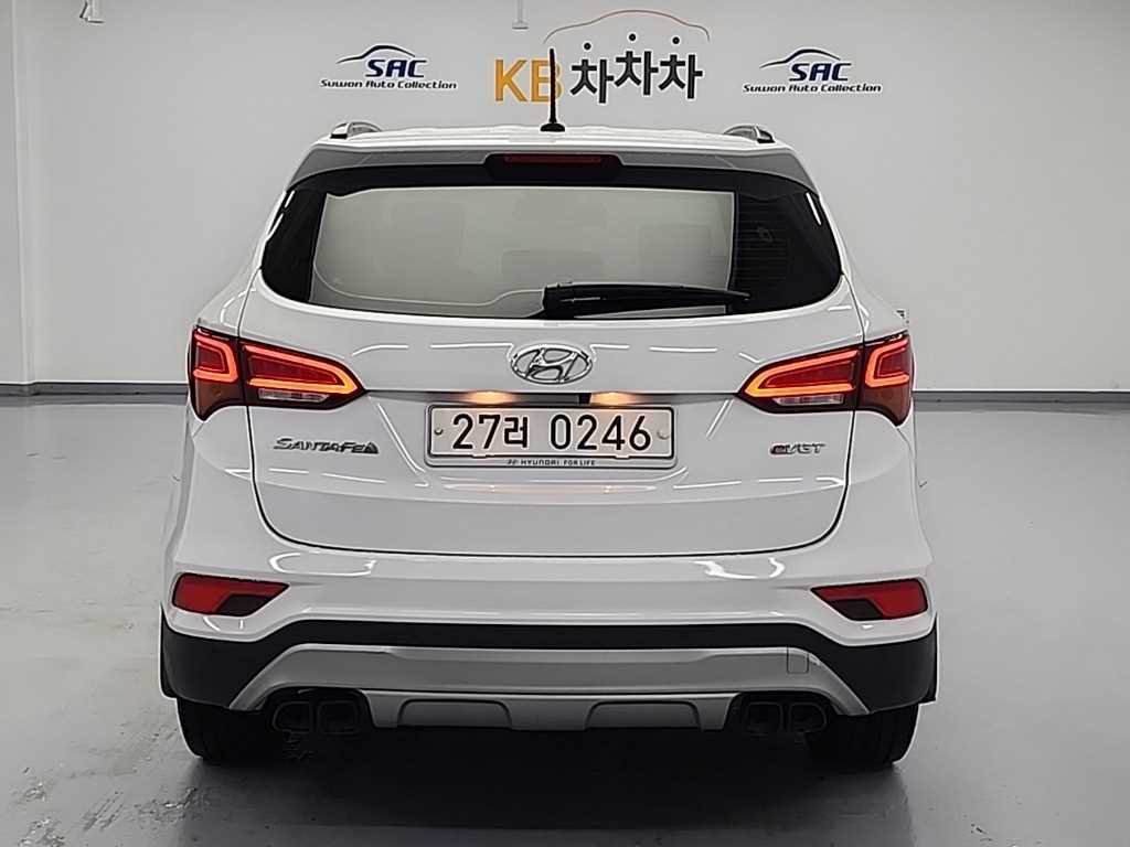 HYUNDAI Santa Fe - Vista 3