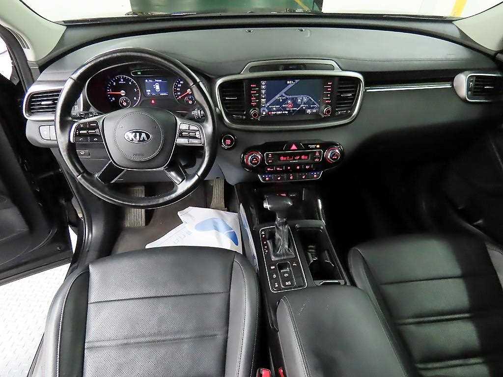 KIA Sorento - Vista 7