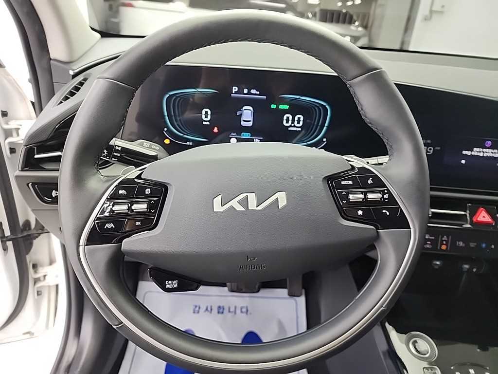 KIA Niro - Vista 9