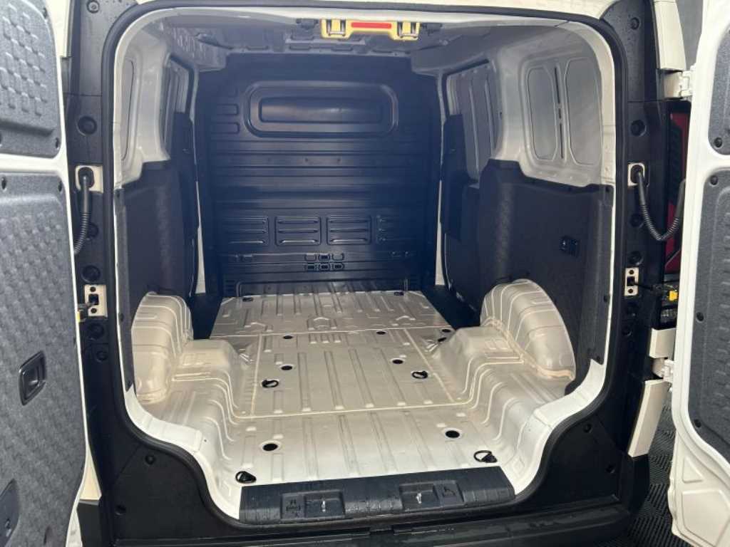 KIA PV5 - Vista 5