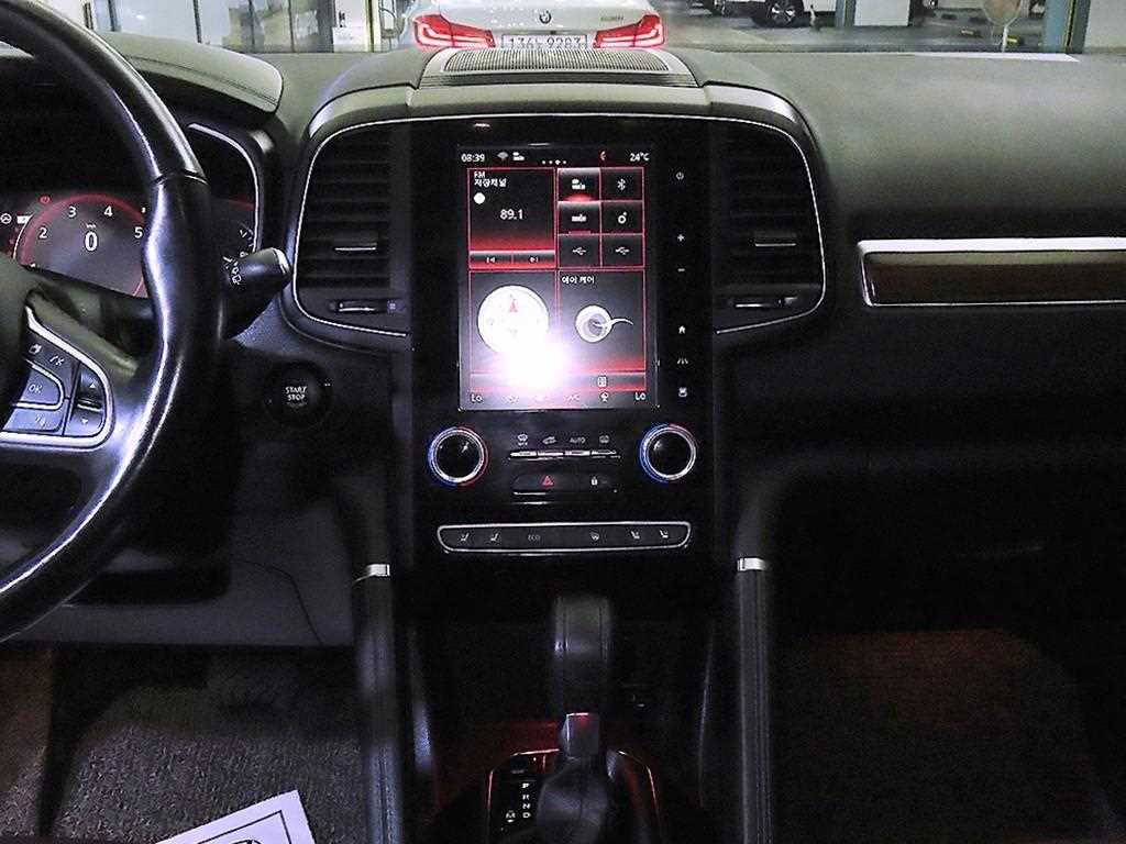 SAMSUNG QM6 - Vista 11