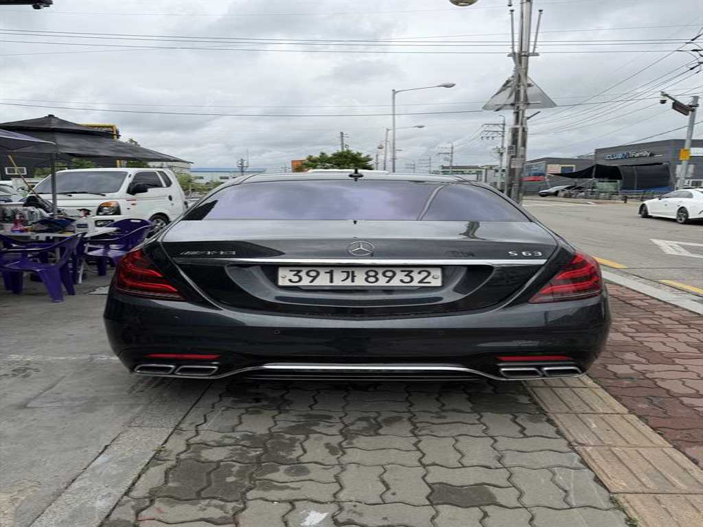 Mercedes Benz S Class - Vista 5