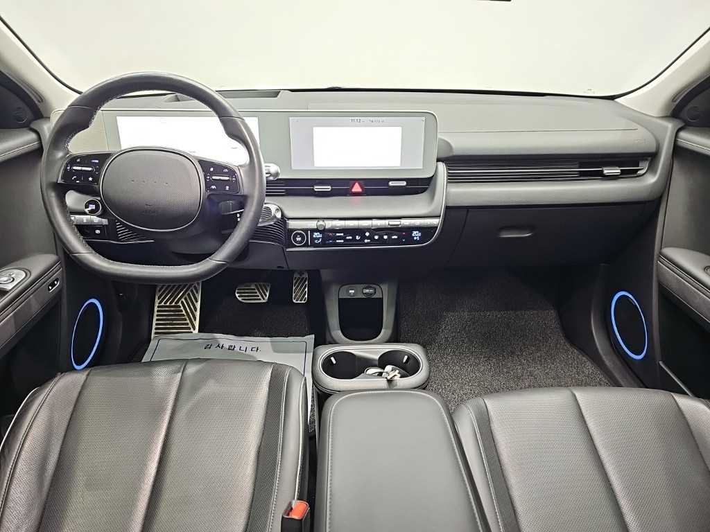 HYUNDAI Ioniq 5 - Vista 7