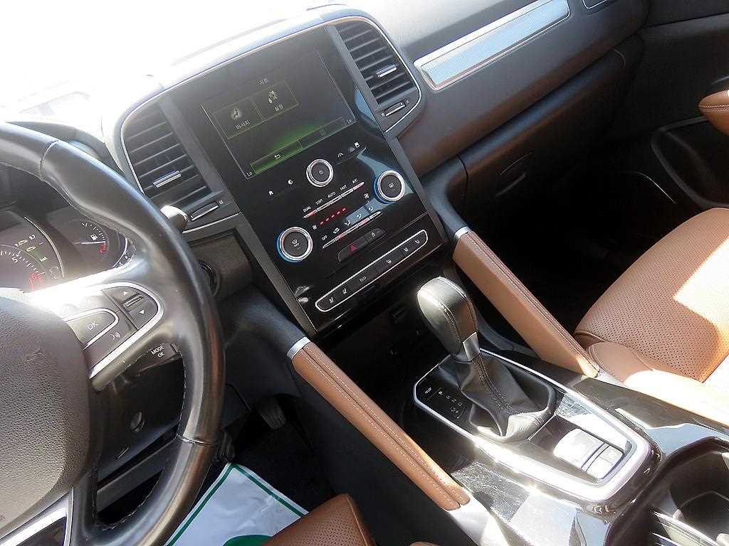 SAMSUNG QM6 - Vista 12