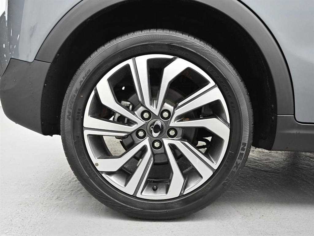 Ssangyong Tivoli - Vista 5