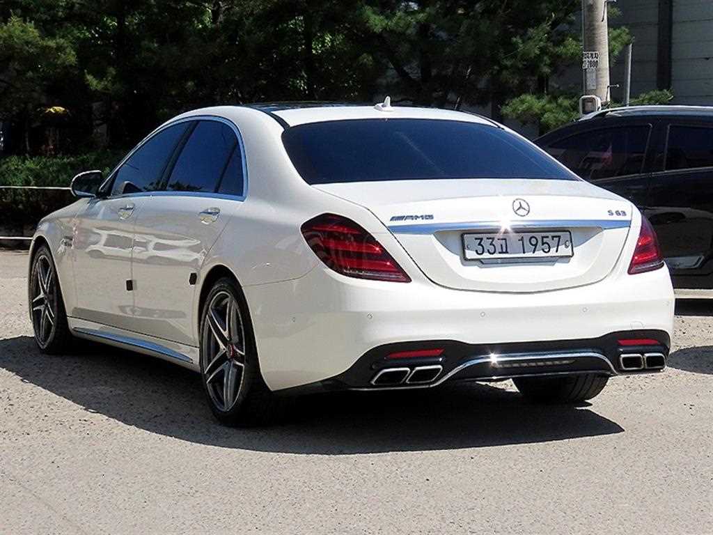 Mercedes Benz S Class - Vista 3