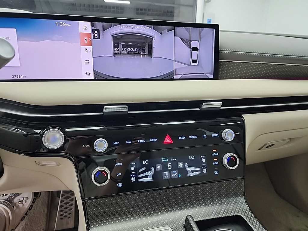 Genesis G80 - Vista 10