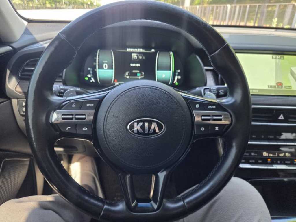 KIA K7 - Vista 8