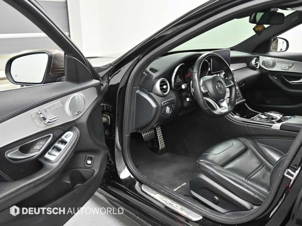 Mercedes Benz C Class - Vista 11