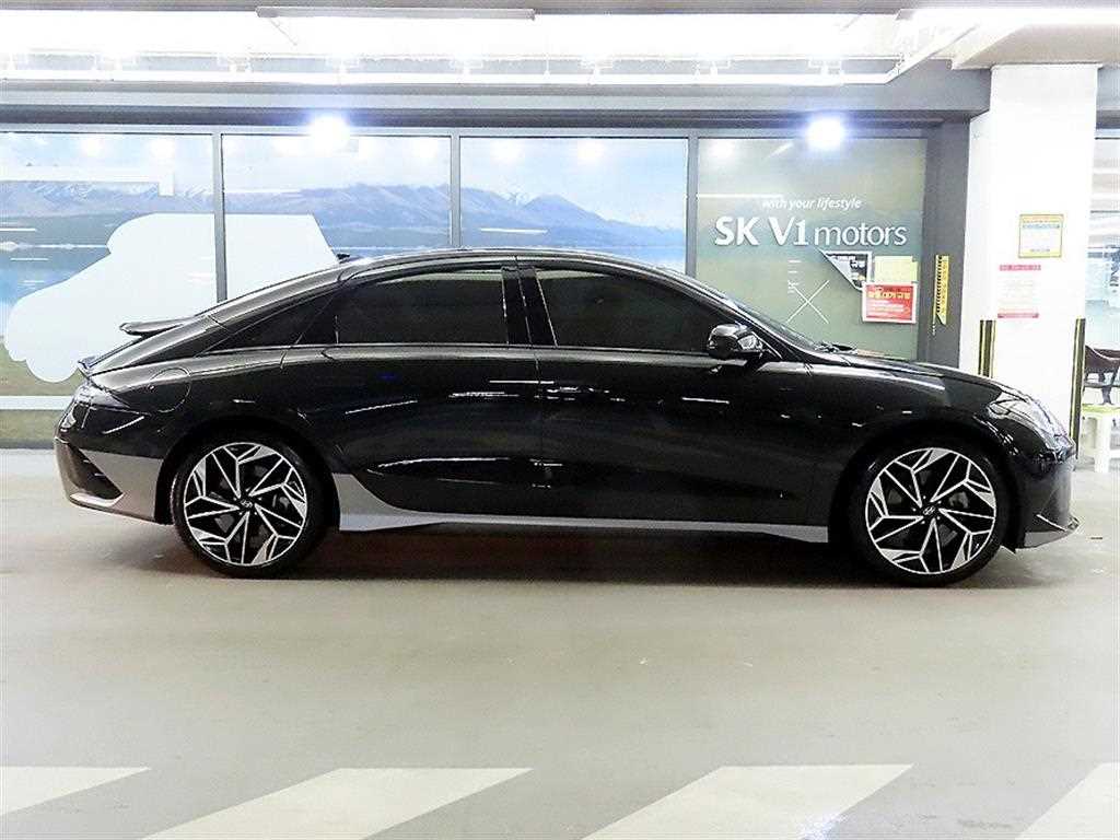 HYUNDAI Ioniq 6 - Vista 3