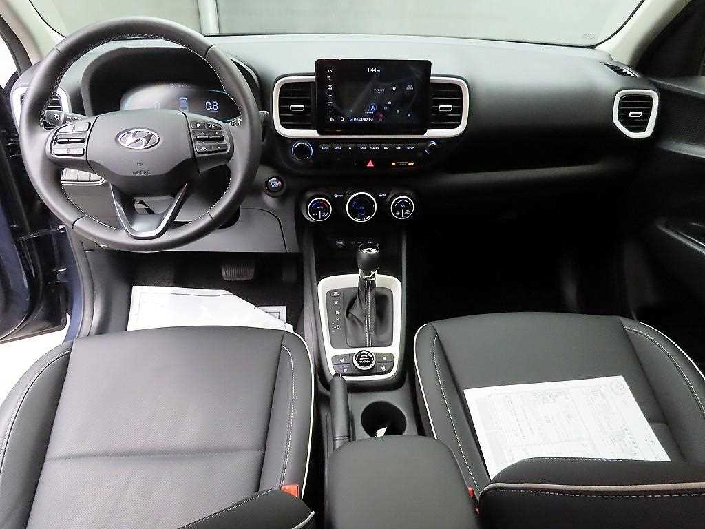 HYUNDAI Venue - Vista 7