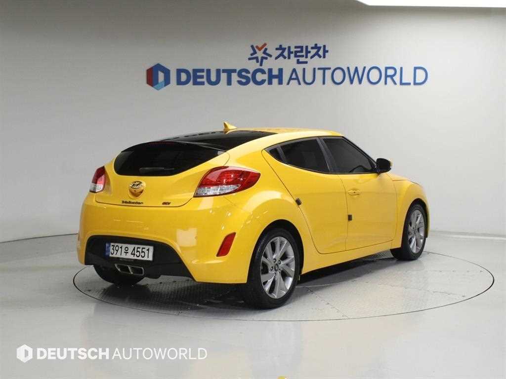 HYUNDAI Veloster - Vista 2