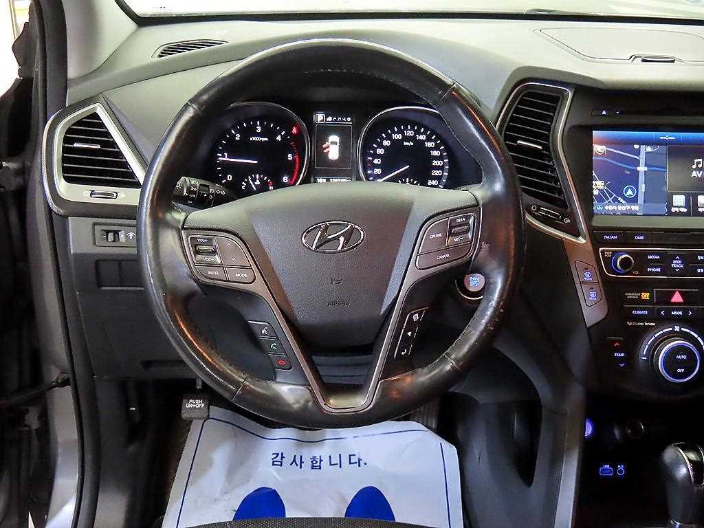 HYUNDAI Santa Fe - Vista 8