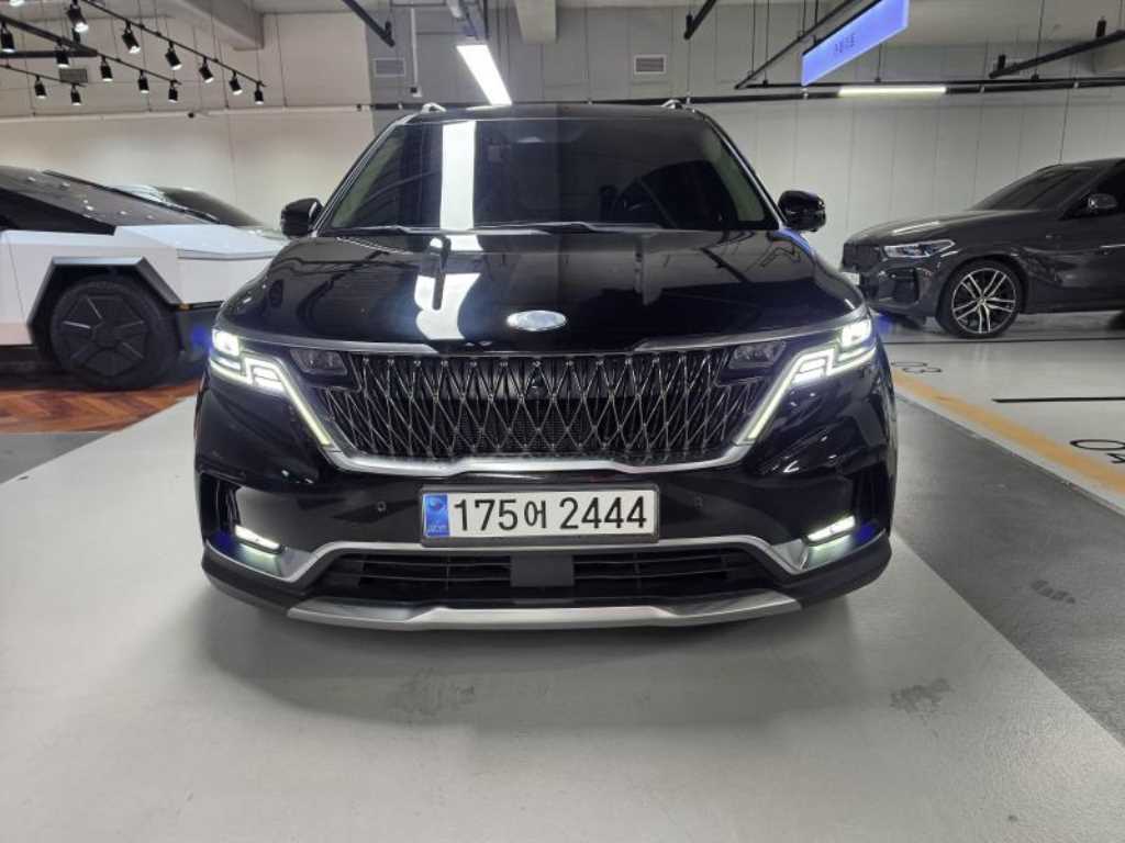 KIA Carnival 2021 Negro - Importación desde Corea - HF Imports Iquique - Foto 1