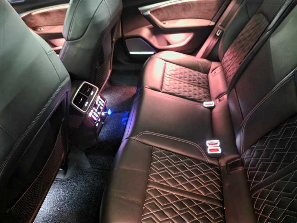 Audi S7 - Vista 4