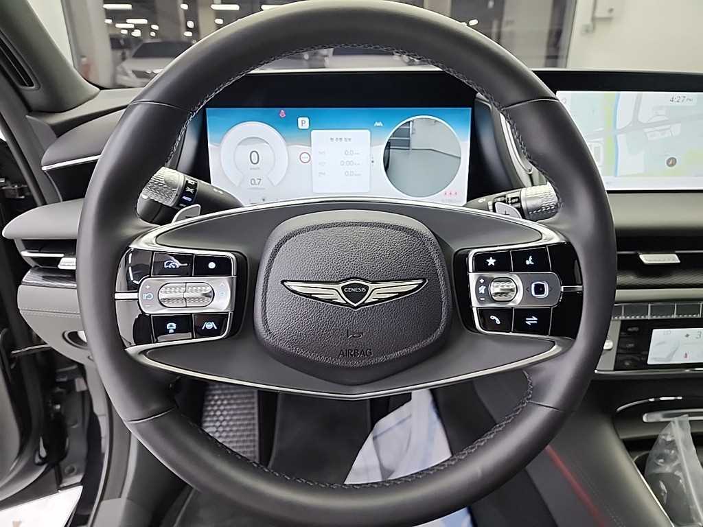 Genesis G90 - Vista 9