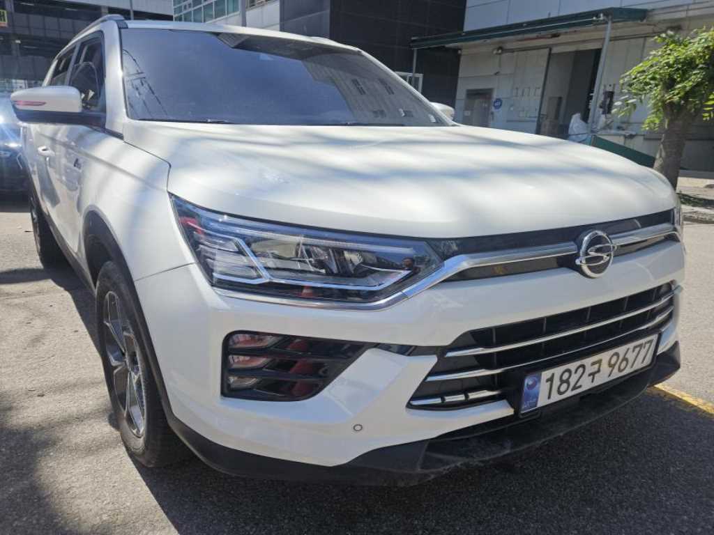 Ssangyong Korando - Vista 3