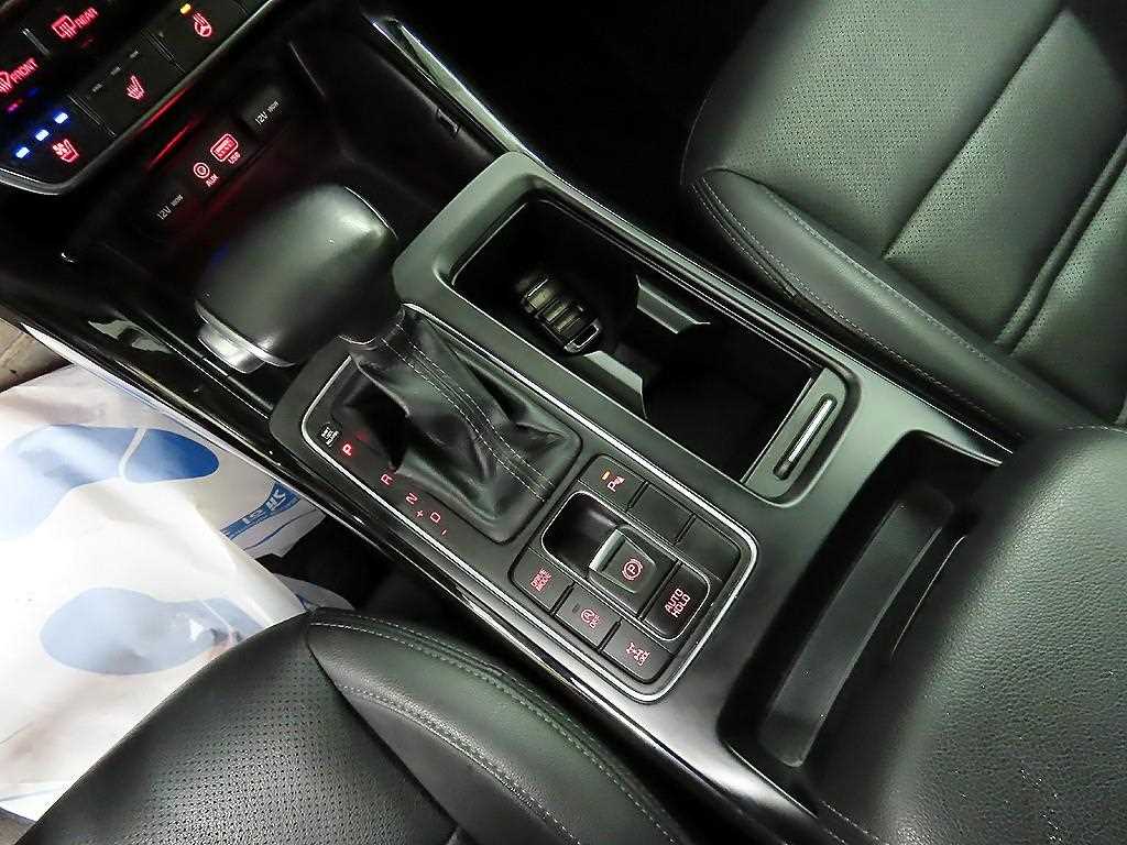 KIA Sorento - Vista 10