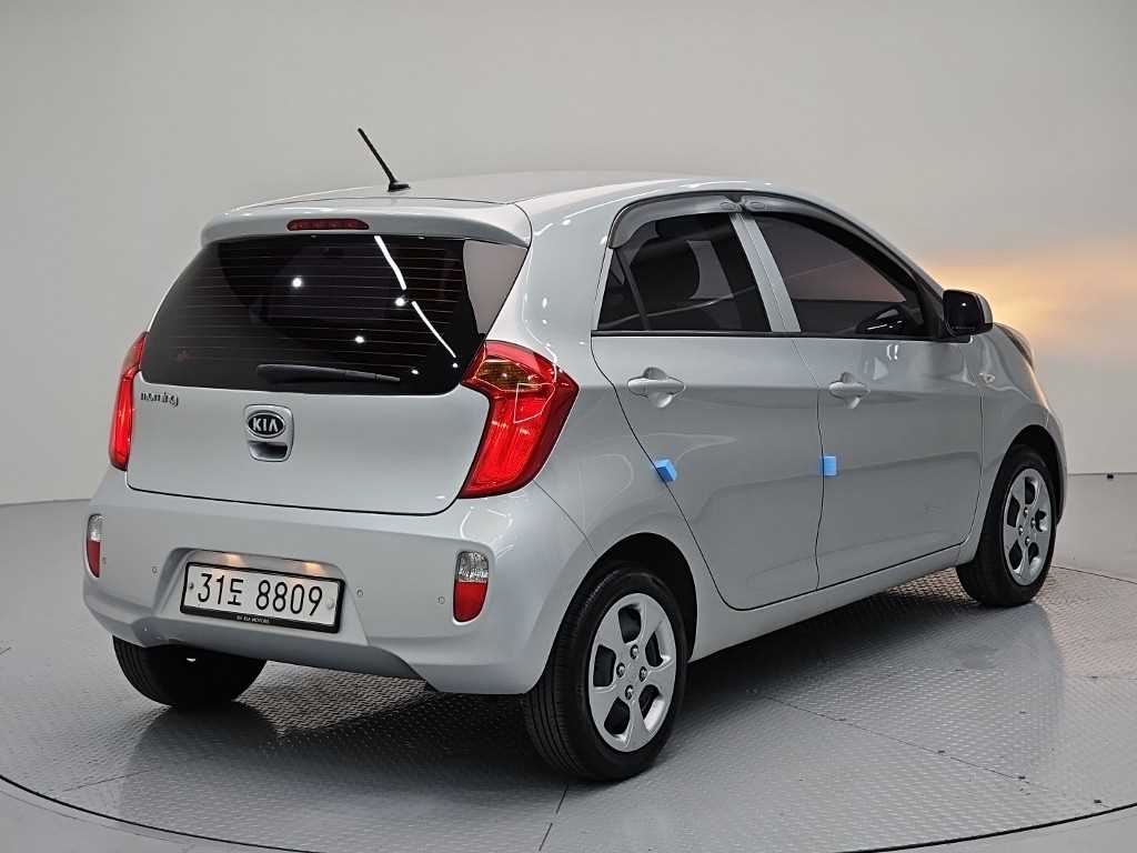 KIA Morning - Vista 4