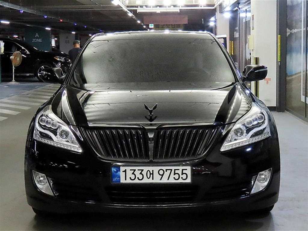 HYUNDAI Equus - Vista 2