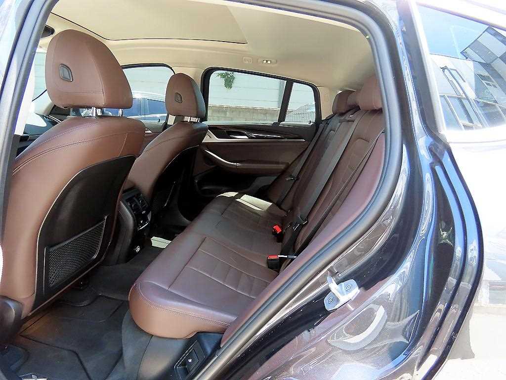 BMW X4 - Vista 6