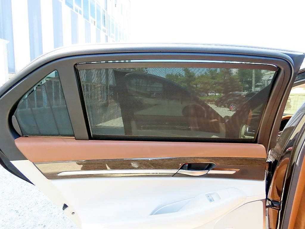 Genesis G90 2019 Negro - Importación desde Corea - HF Imports Iquique - Foto 15
