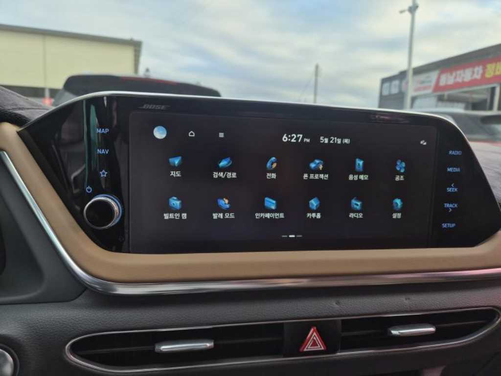 HYUNDAI Sonata - Vista 9