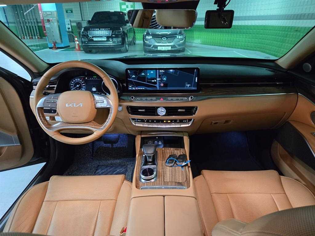 KIA K9 - Vista 8